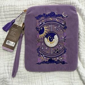 Quirky Cup Collective Otherworldly eReader Sleeve Lilac